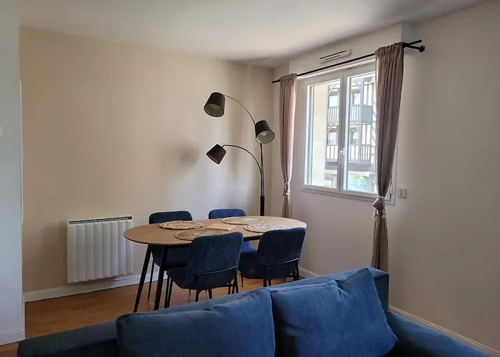 Apartment Coeur De Ville, Center, Parking Deauville